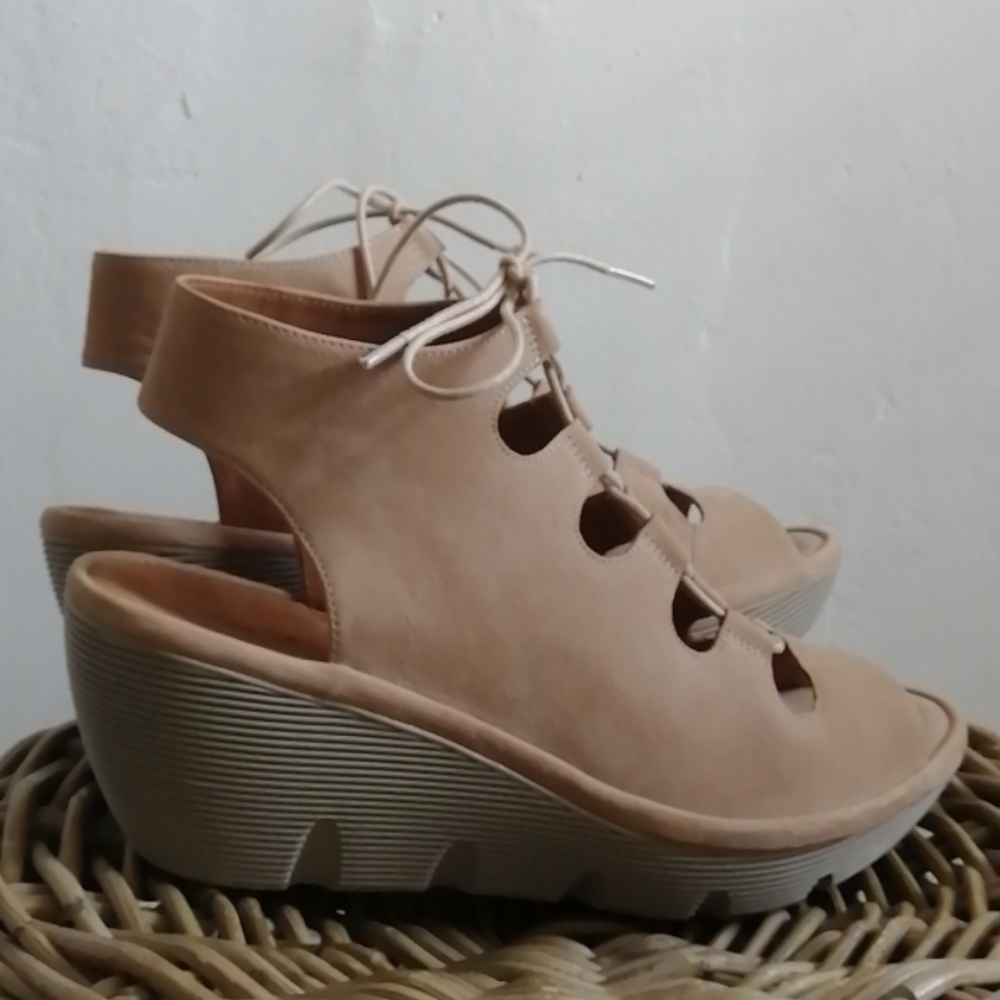 Clarence Grace Sandals